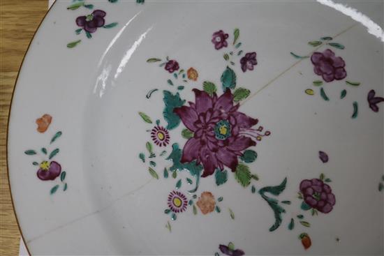 Two Chinese porcelain dishes and a plate